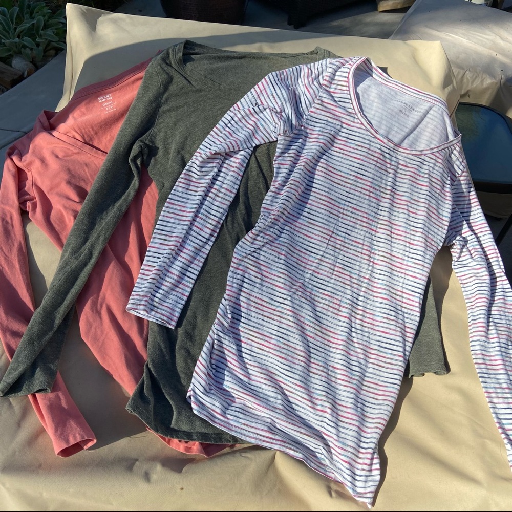 Maternity top bundle